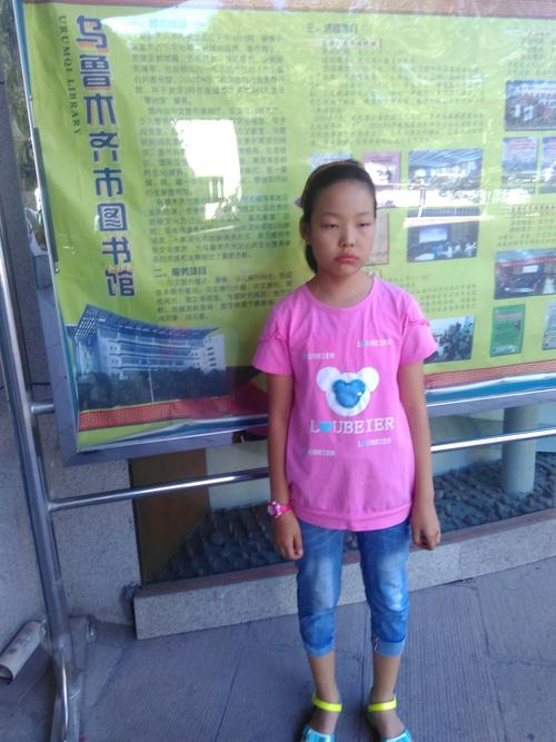 乌市十六小学四一班房雅欣同学社会实践册 - 美篇