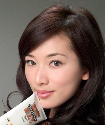 林志玲华丽美发广告照