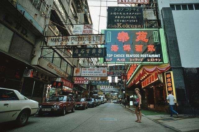 精选一组八十年代的老照片,张张意味深长