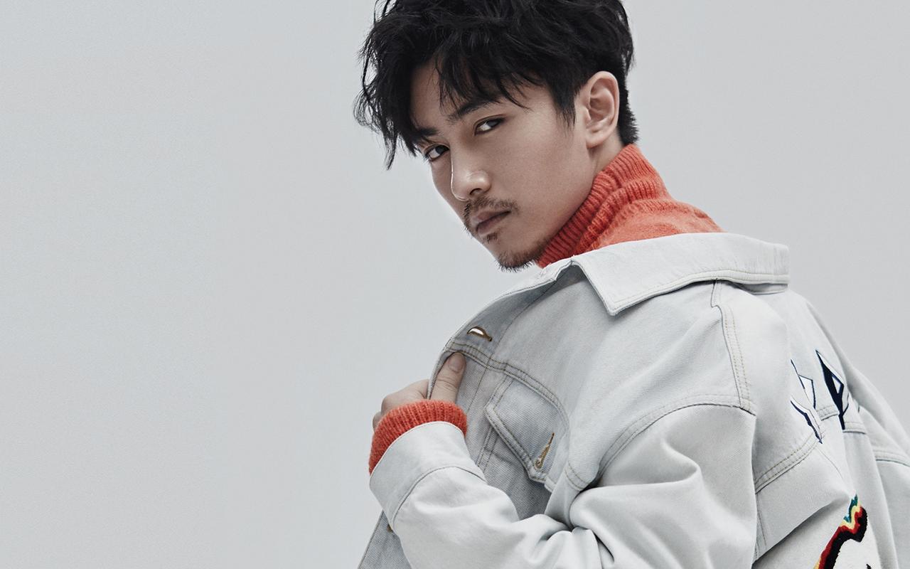 首页 桌面壁纸 大陆明星 陈晓成熟黑白杂志写真高清图片壁纸  (9/ 9)