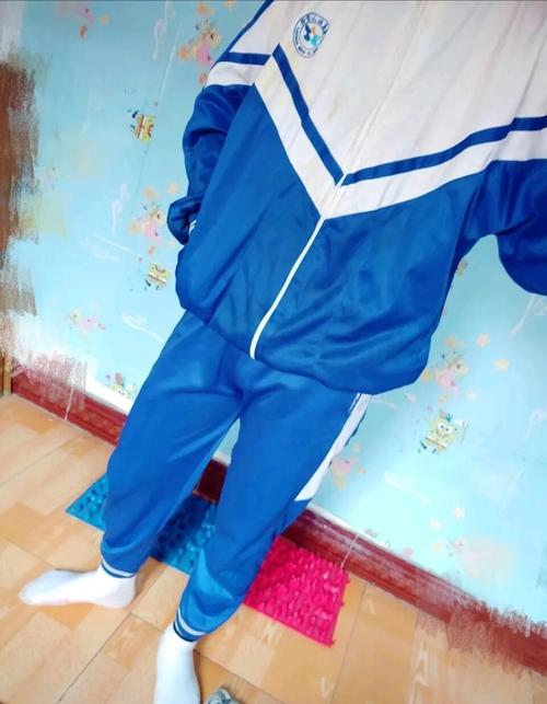 【白袜少年】校服男生,你可以吗?