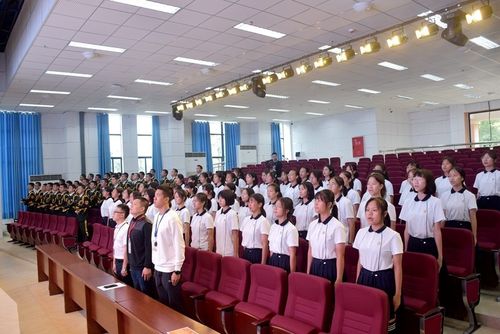 泸县二中实验学校