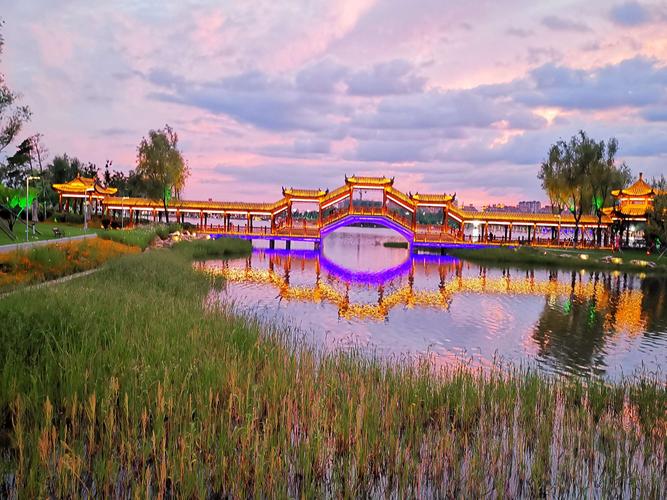 梅河口市海龙湖公园夜景2020.8.22