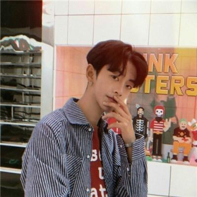 2019最流行的头像男生帅气好看 记得永远开心记得时时