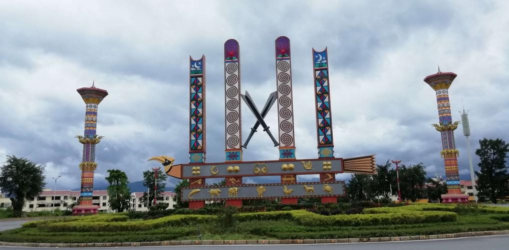 陇川县路景,腾冲叠水瀑布,和顺古镇风景