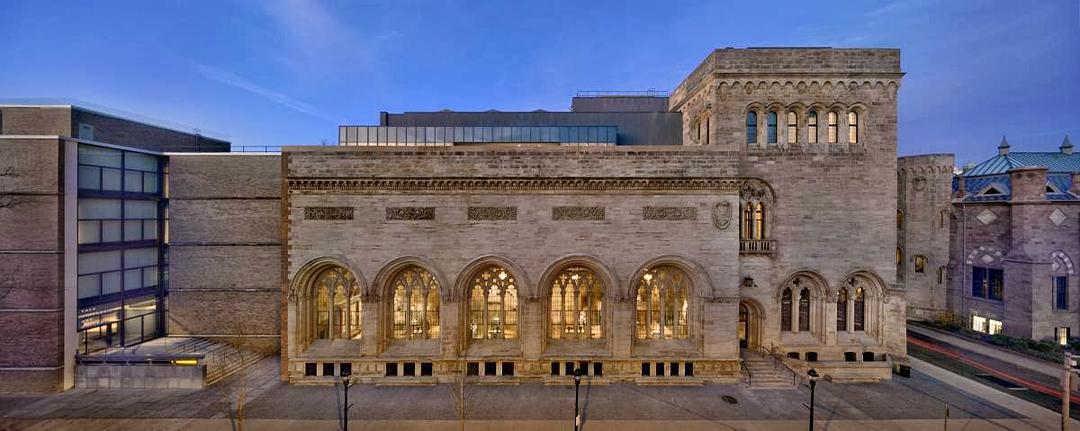 > 耶鲁大学艺术画廊 耶鲁大学拥有全美最古老的大学艺术博物馆,成立