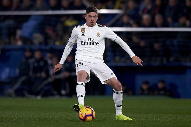 世体f巴尔韦德已经恢复有球训练马里亚诺回归皇马合练