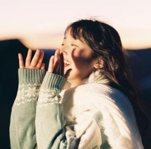 女生头像,阳光灿烂的真人女头
