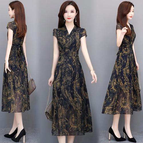 共119 件唯品会夏装连衣裙相关商品