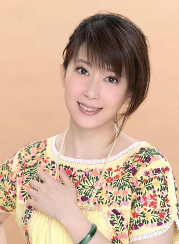 51岁孟庭苇近况曝光,满口牙东倒西歪,脸部僵硬说话张不开嘴