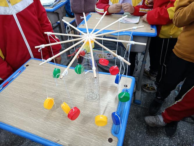 双龙小学五年级二班手工制作比赛