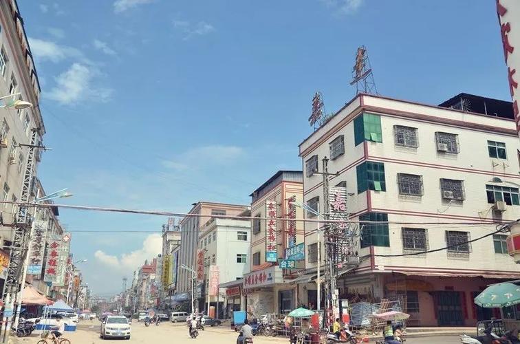 吉隆是惠东的"不夜城"