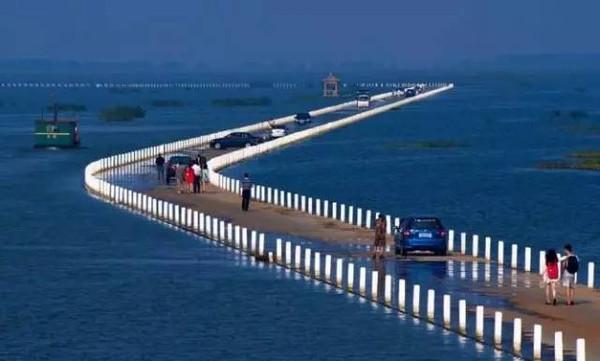 这条最美水上公路是永修县城至吴城公路大湖池的一段,全长5.