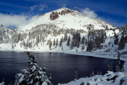 加利福利亚州拉森火山中央