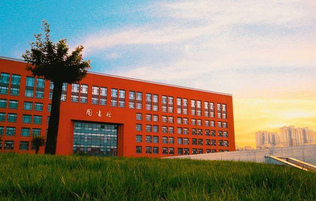 高校招生季西安理工大学校园风光