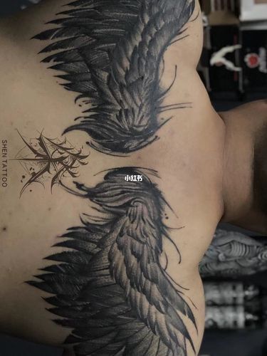 无锡 无锡纹身 翅膀纹身 后背纹身 暗黑纹身_纹身_刺青_公寓_无锡燊