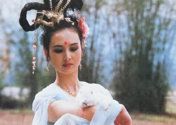 娱乐 滚动 > 西游记中的老太婆太阴星君竟然是嫦娥 乃是绝色大美女