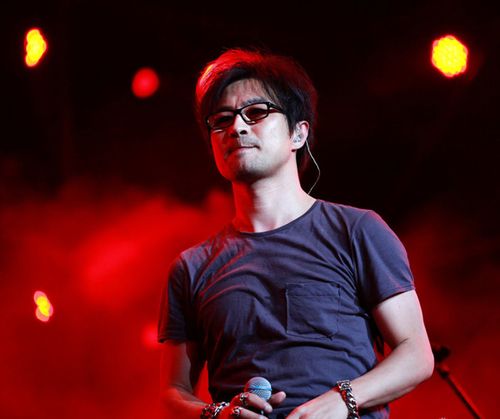 怒放的生命:汪峰怎样把颓废歌曲改成励志金曲
