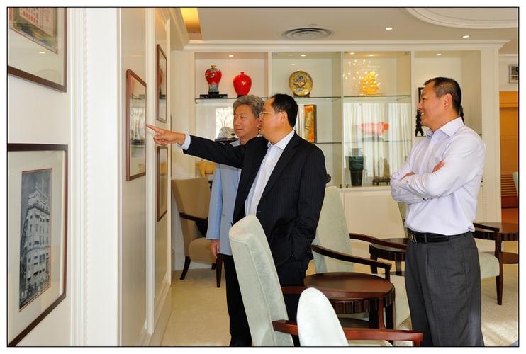 余利明副总裁会见尼日利亚董氏集团主席董瑞鄂先生