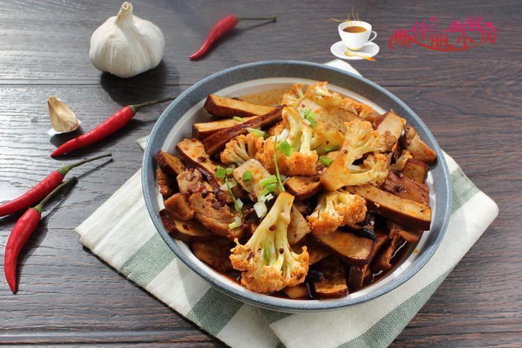 原创这三样菜一起炒实在是好吃极了,隔两天给孩子吃,孩子爱吃身体棒