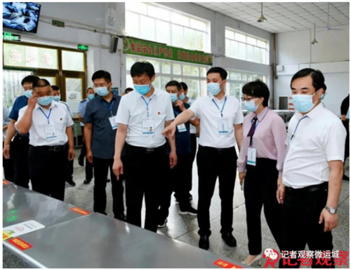 夏县县委副书记,县长王云检查指导高考准备工作
