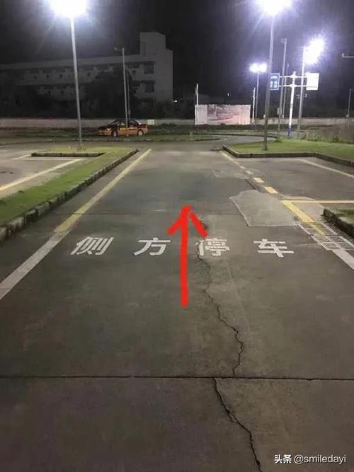 深圳驾驶证科目二辅城坳考场考试方法