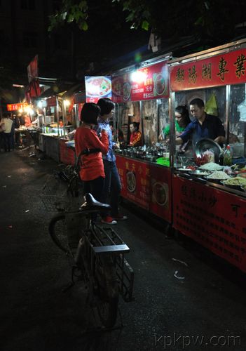 摆摊肉夹馍定海以前的夜市图片舟山东路美食小摊位图片舟山东路夜市