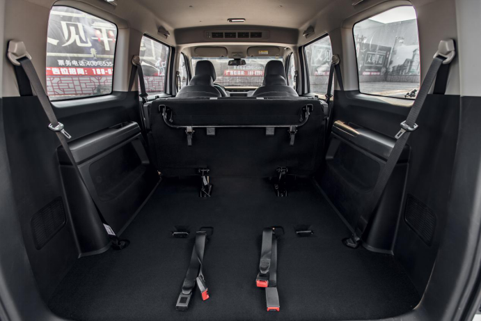 五菱宏光plus和菱智m5怎么选?平心而论耐用好开这款就