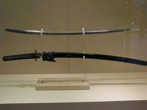 日本刀,被称为"武士之魂",我们却对它的真实面目所知甚少.