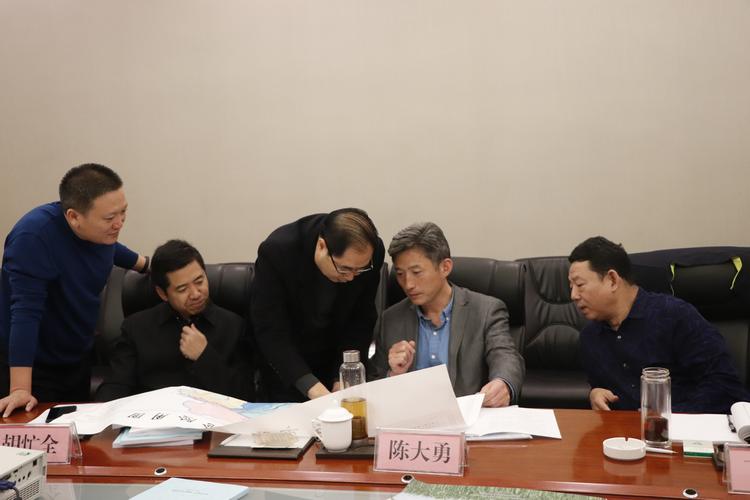 受国家水利部领导委托水利部河湖管理司副司长陈大勇,水利部河道采砂