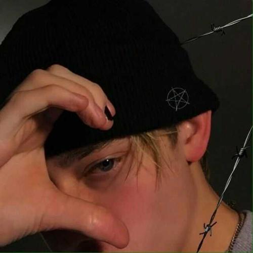 求一些好看的微信男生头像鸭,最好是欧美风阳光向上的