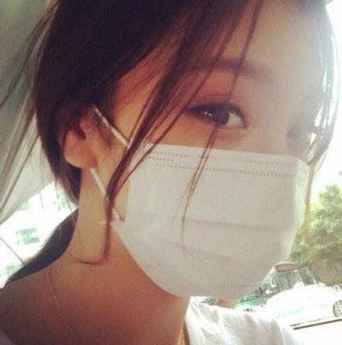 初中生带口罩女生头像