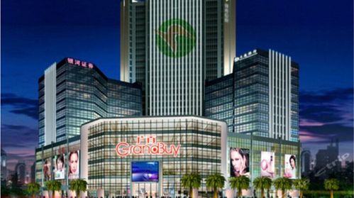 酒店位于东山区黄岐山大道,毗邻广百百货,大堂还设有潮汕机场候机楼