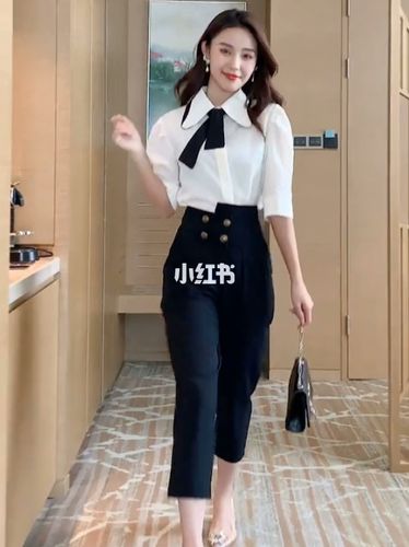 女人三十岁后必学的穿衣搭配公式,建议关注我,不然你肯定学不会!