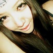 浅笑嫣然的网友自拍头像女生版_现在的我们越走越远