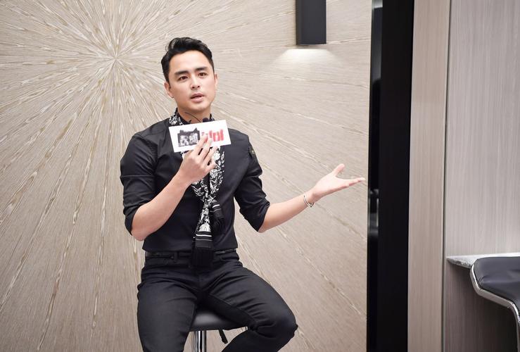 明道现身上海出席活动 自曝相比变老更怕变胖