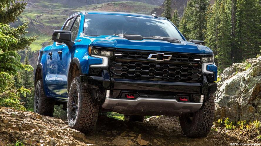 全新雪佛兰silverado zr2皮卡官图发布 搭载6.2l v8自吸发动机