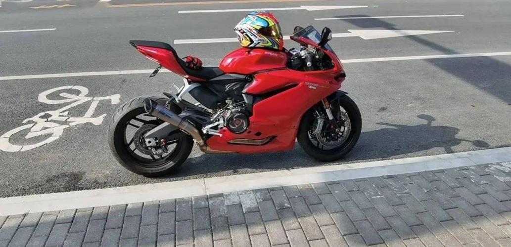转让济南2018年杜卡迪959