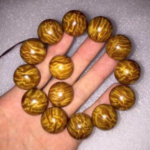 金丝楠极品龙胆手串规格:2.0*12