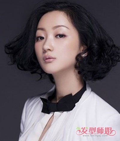 最新烫发发型图片 中年妇女烫发发型(2)