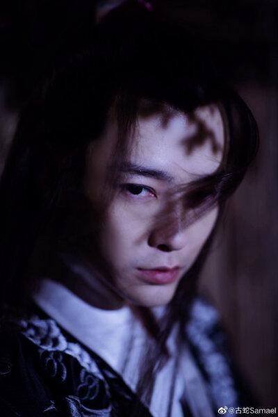 微博:古蛇samael