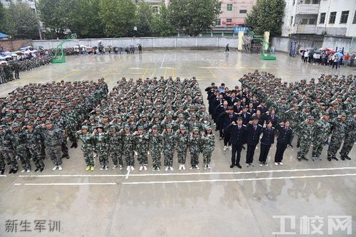 洛南县职业技术教育中心寝室图片校园环境好吗