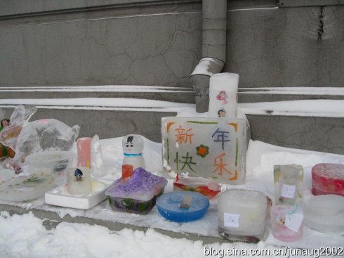 儿子在丰富的校园活动中获得快乐(三)冰雪主题的冰雕和绘画比赛