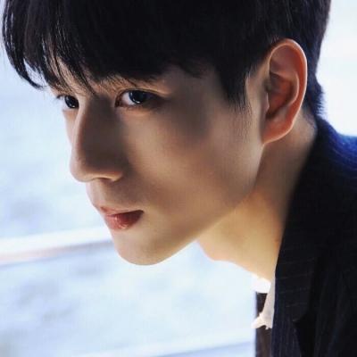 日系精选的男生帅气的qq头像