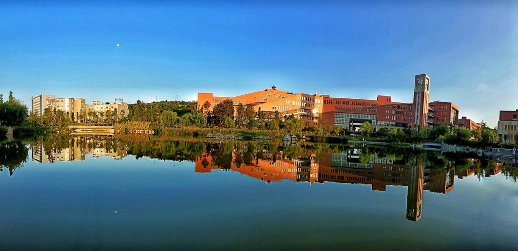 安顺学院校园介绍