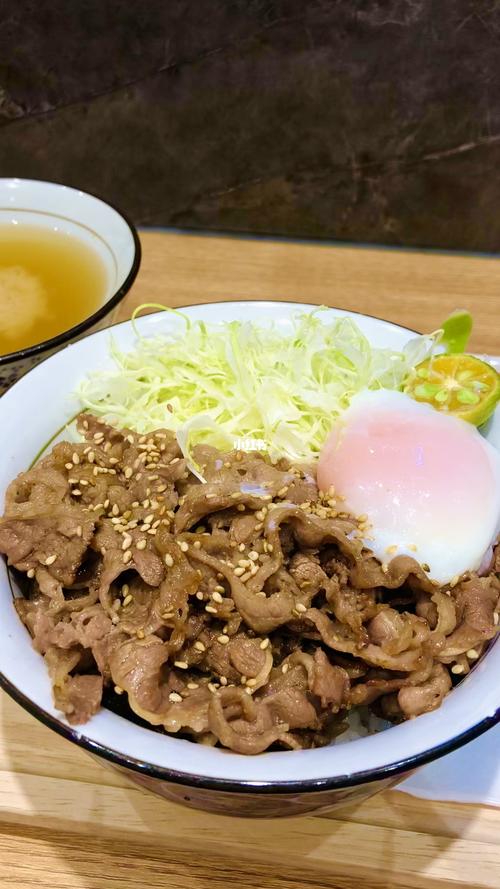 牛年吃牛肉丼饭_牛肉_美食_温泉_日式美食_美食_美食