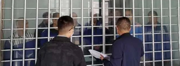 陇南宣判涉黑案件两起,两人被判处死刑,缓期二年执行