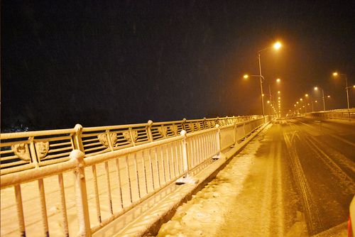 杭州夜晚雪景