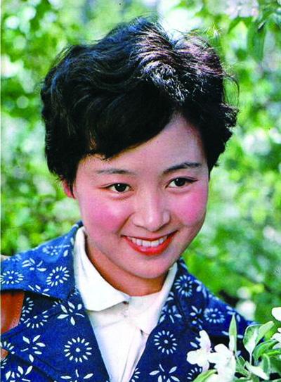 求70-80年代一个女明星的照片