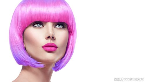 戴假发的美女图片